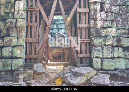 The monuments closest to Koh Ker`s main temple complex of Prasat Thom are five isolated temples belonging to the north-eastern group. Each of them she Stock Photo